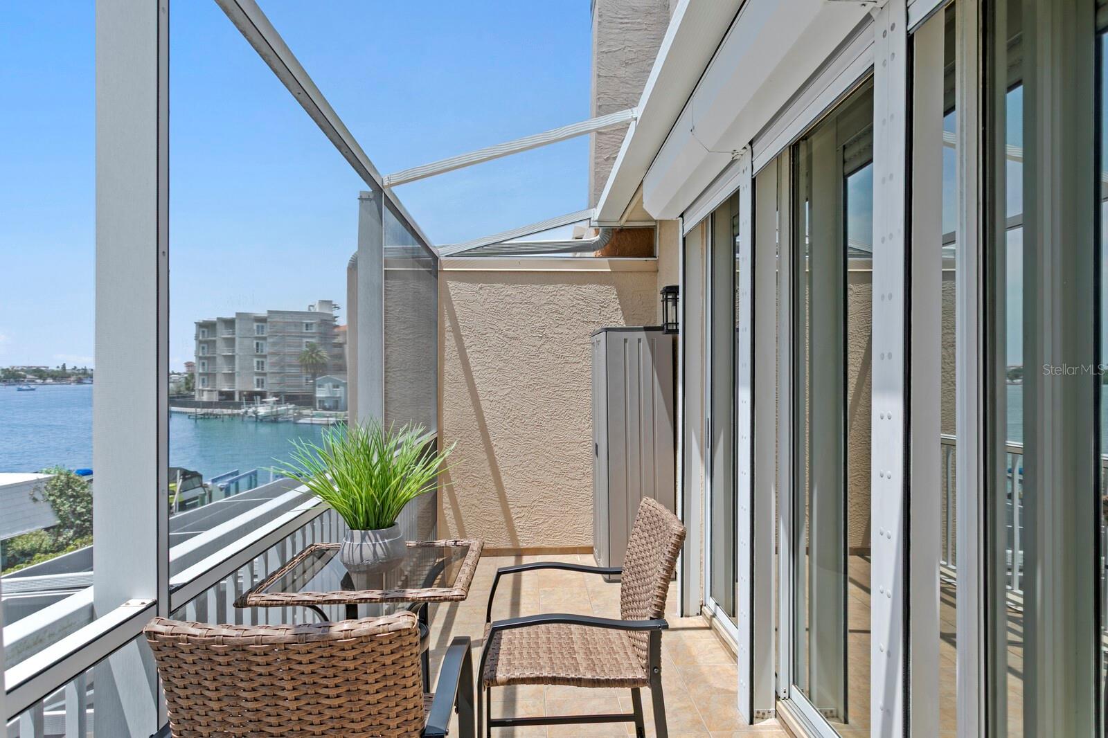 ISLAND ESTATES - DOLPHINS LANDING - Residential