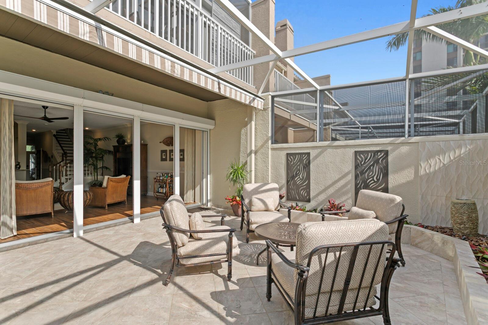 ISLAND ESTATES - DOLPHINS LANDING - Residential