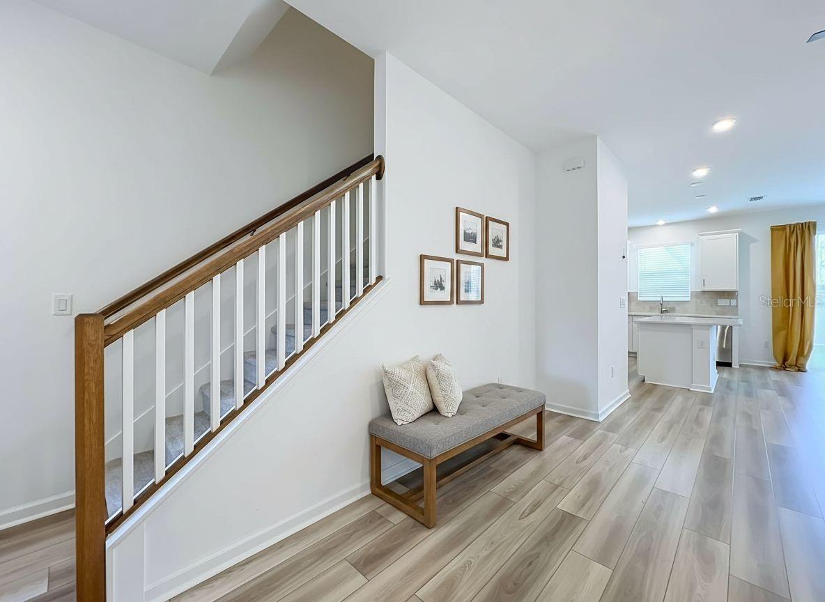 746 SPRING PALMS LOOP