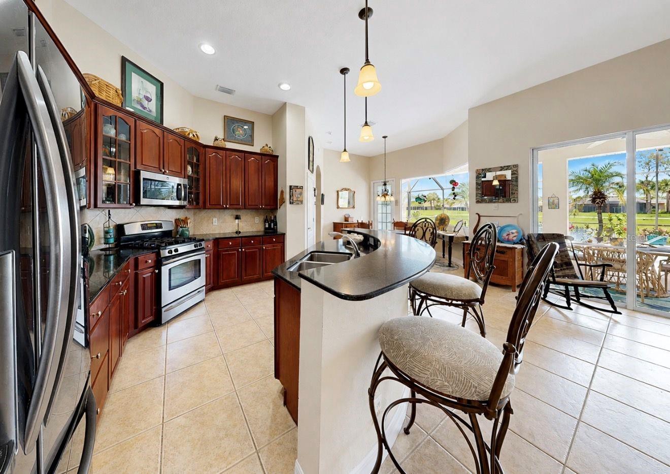 SUN CITY CENTER UNIT 262 PH - Residential