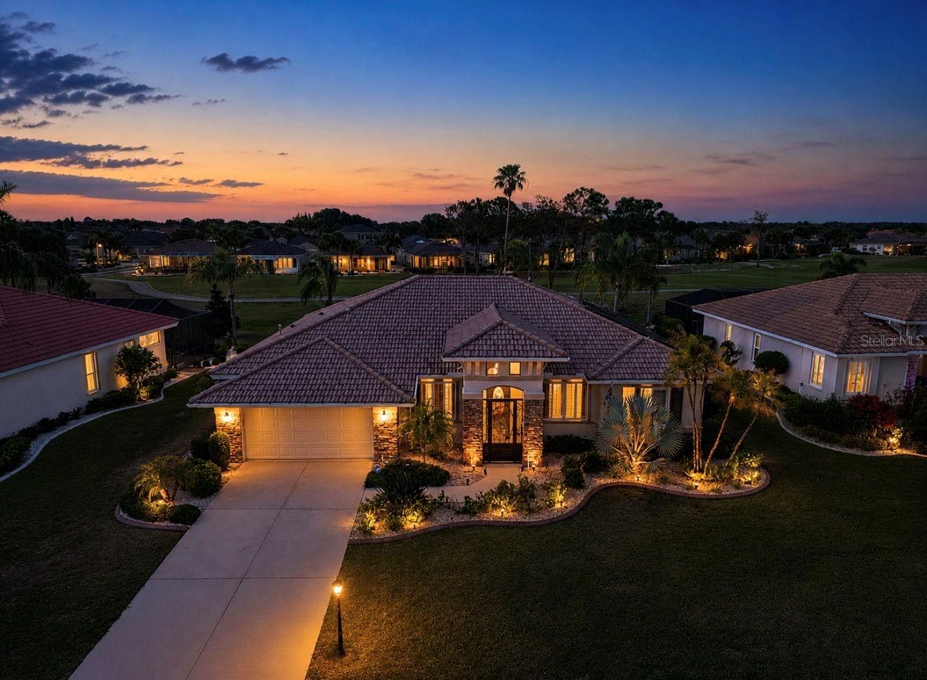 2208 MYRTLE VISTA COURT