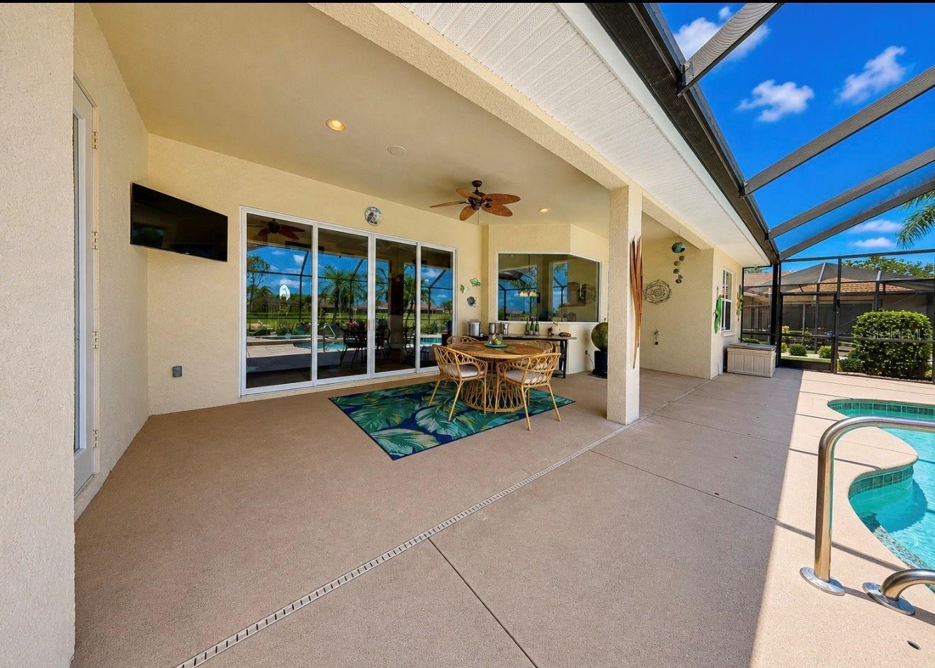 SUN CITY CENTER UNIT 262 PH - Residential