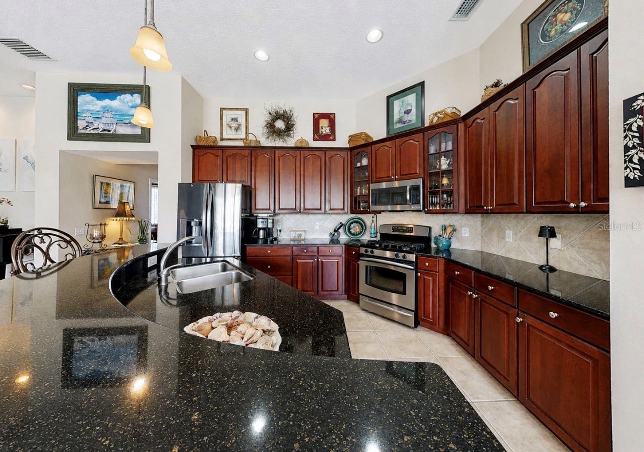 SUN CITY CENTER UNIT 262 PH - Residential