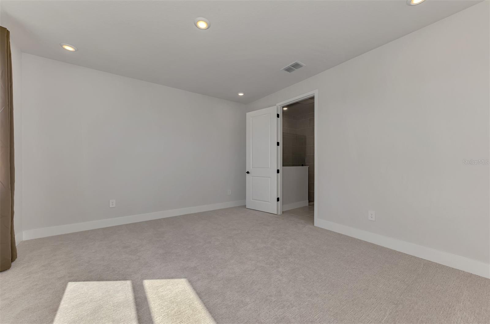 GRACEWATER/SARASOTA PH 1 - Residential Lease