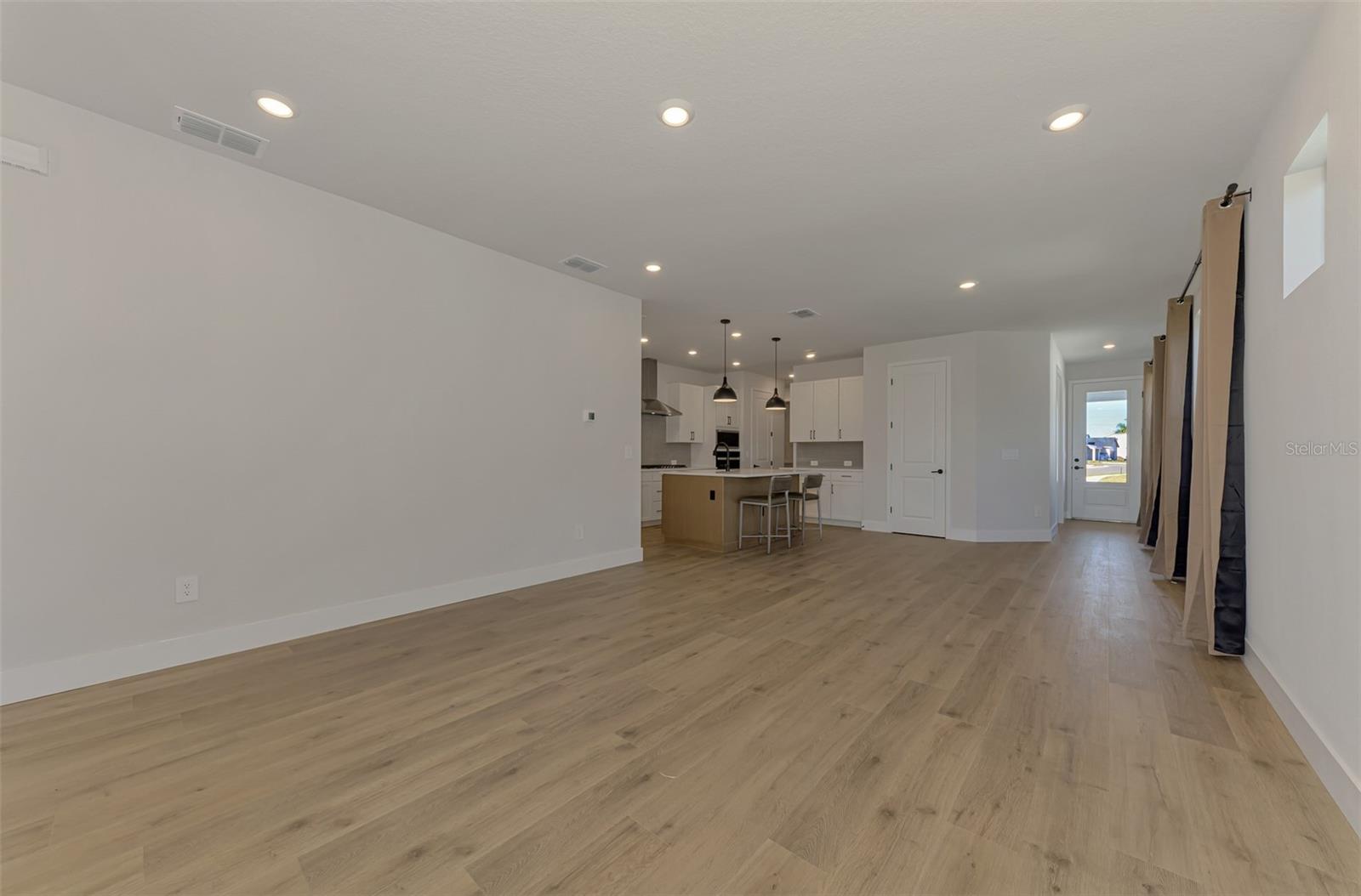 GRACEWATER/SARASOTA PH 1 - Residential Lease