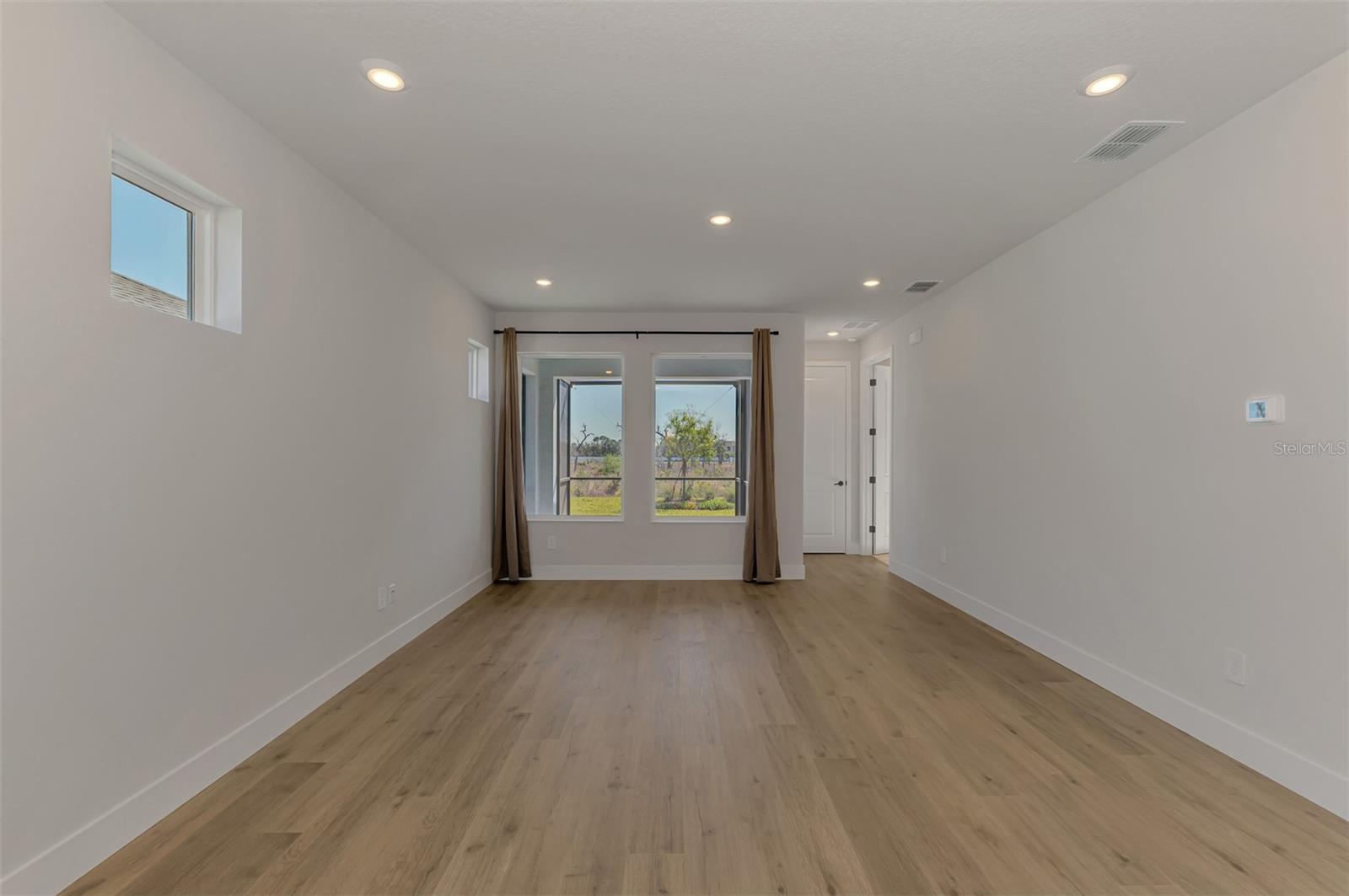 GRACEWATER/SARASOTA PH 1 - Residential Lease