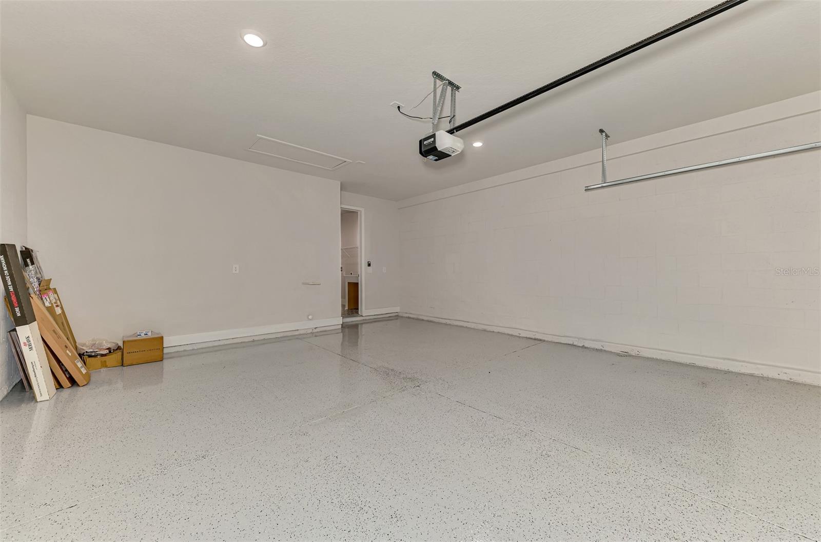 GRACEWATER/SARASOTA PH 1 - Residential Lease