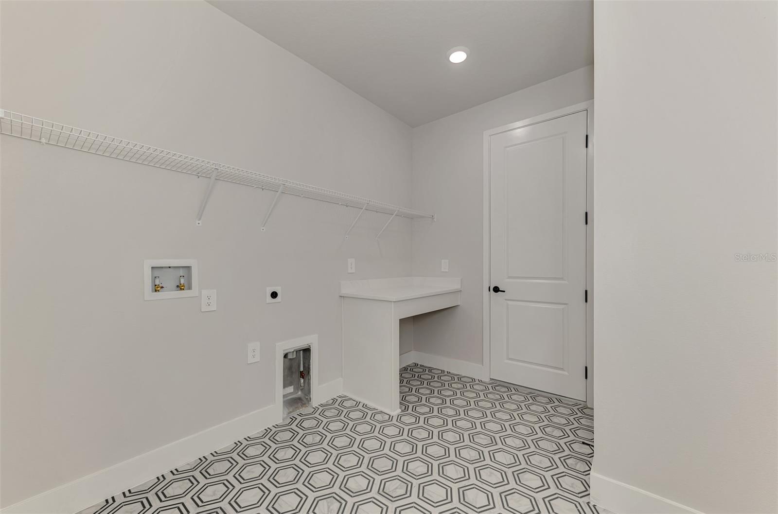 GRACEWATER/SARASOTA PH 1 - Residential Lease