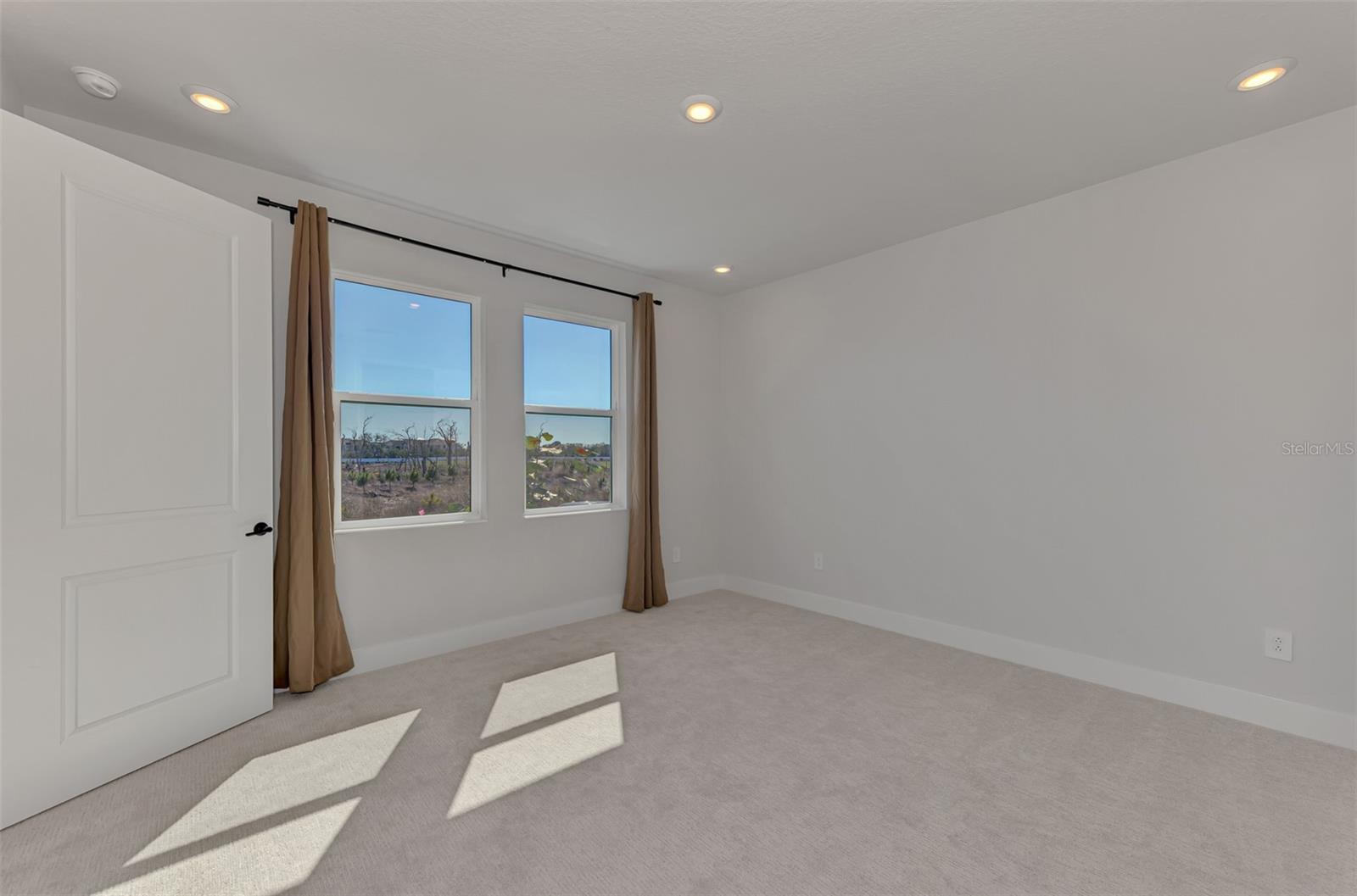 GRACEWATER/SARASOTA PH 1 - Residential Lease