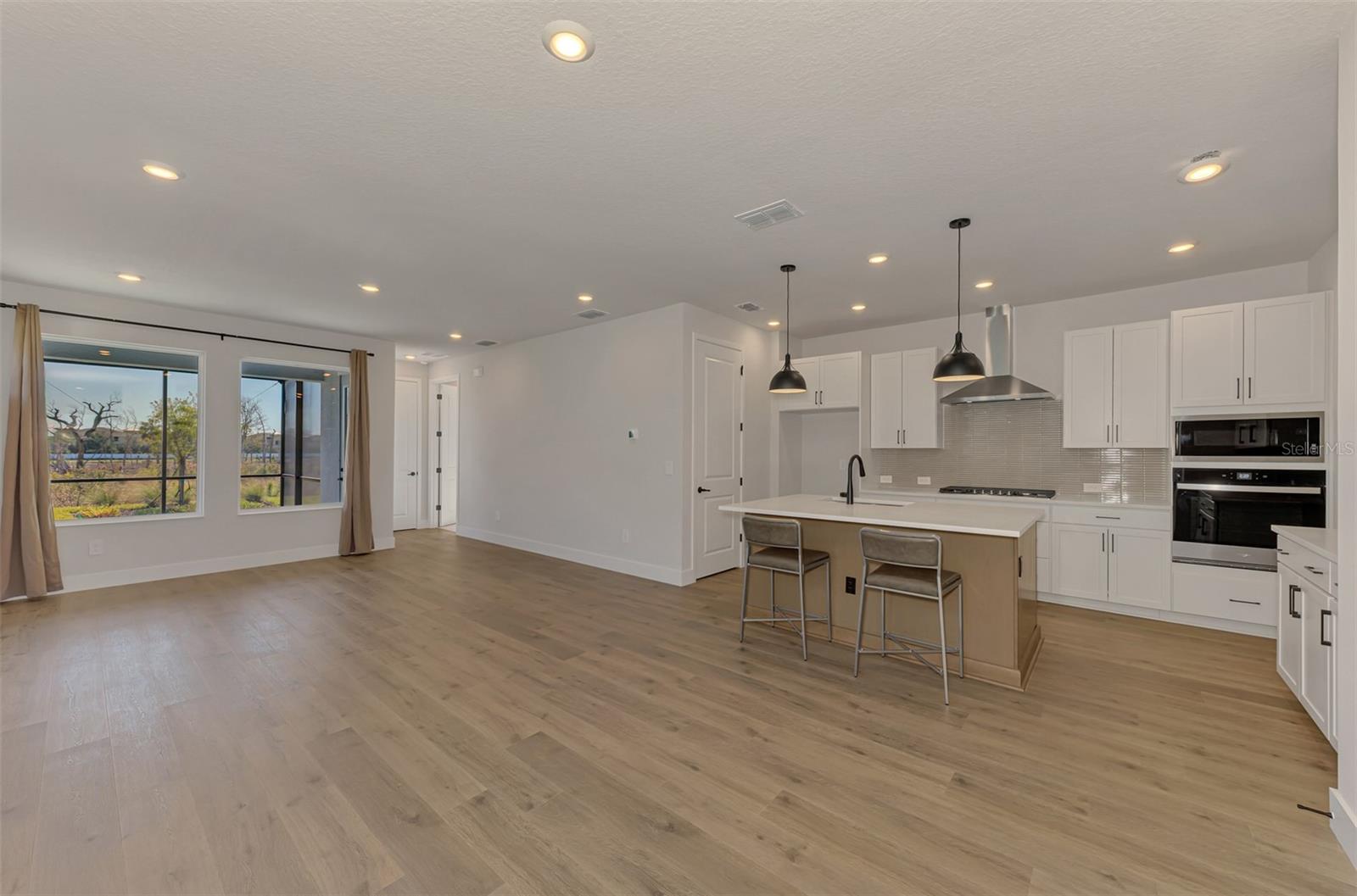 GRACEWATER/SARASOTA PH 1 - Residential Lease