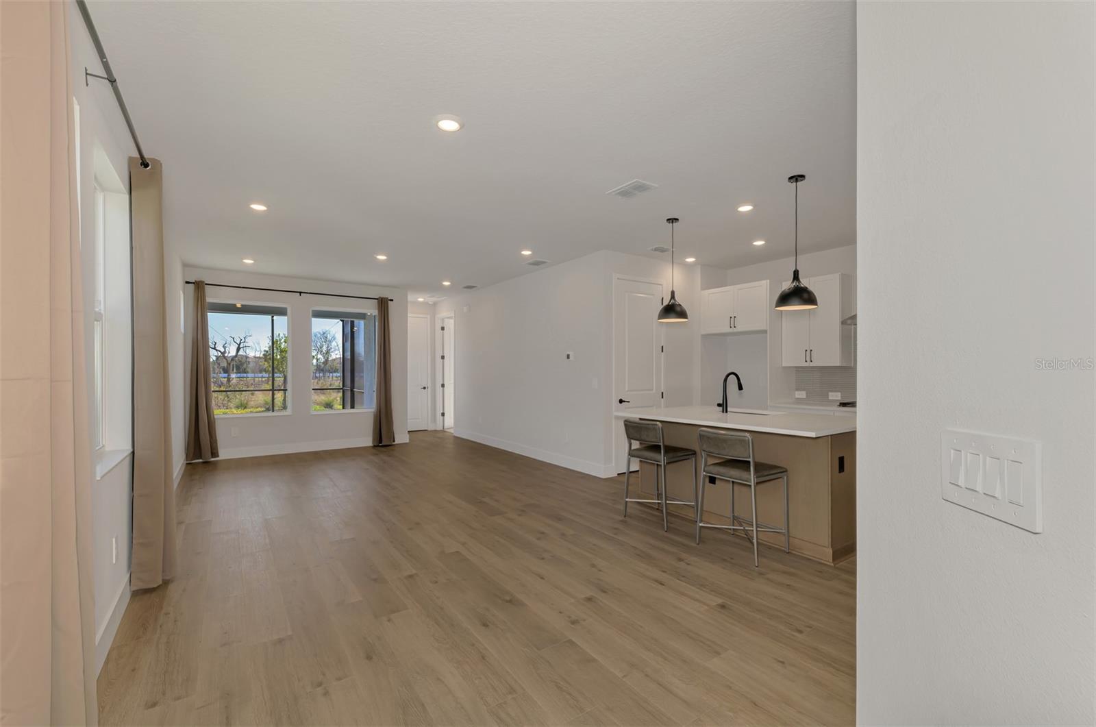 GRACEWATER/SARASOTA PH 1 - Residential Lease