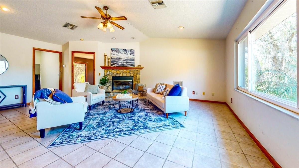 1432 LIBBY ROAD