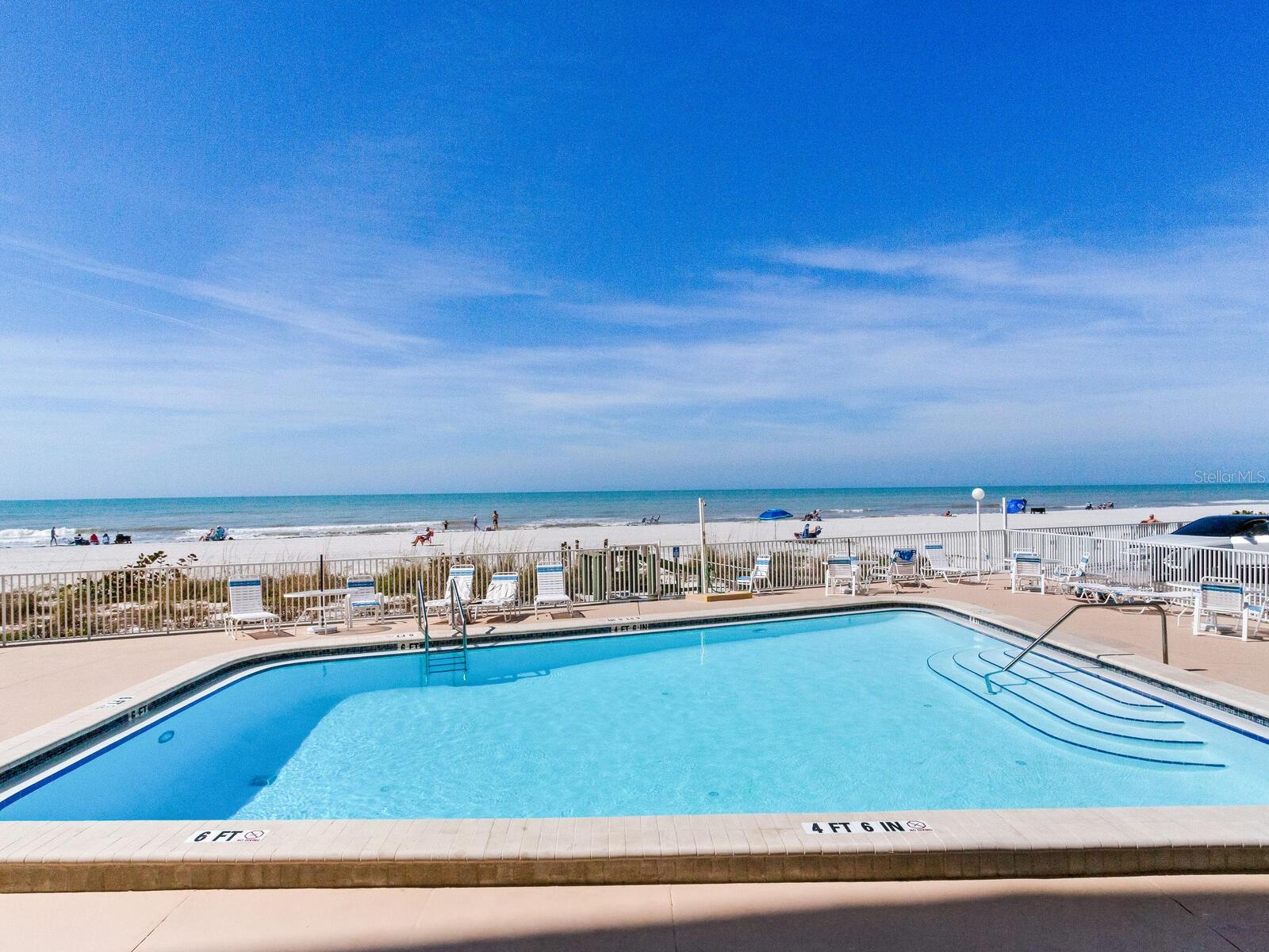 TAHITIAN TOWERS CONDO - Residential