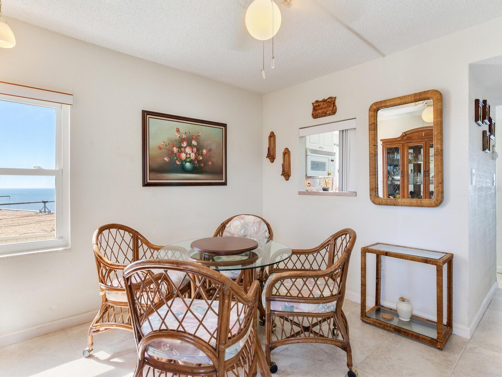 TAHITIAN TOWERS CONDO - Residential