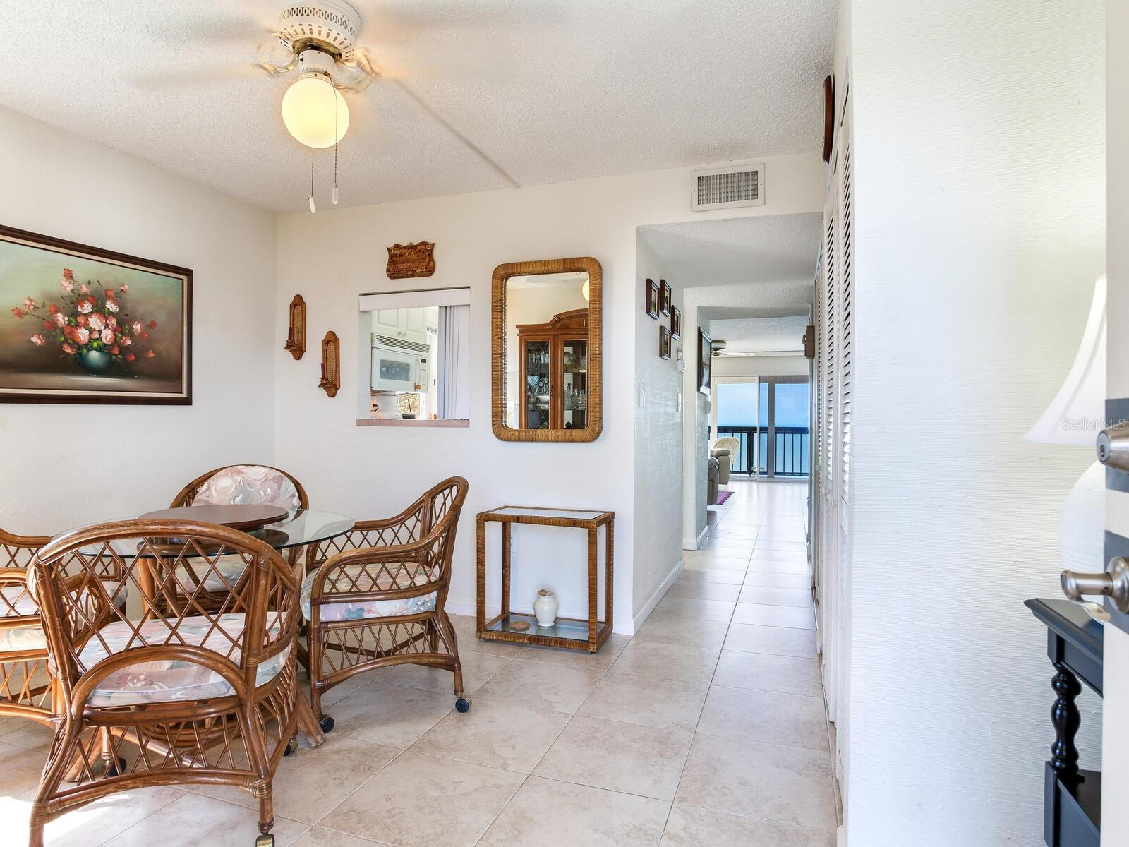 TAHITIAN TOWERS CONDO - Residential