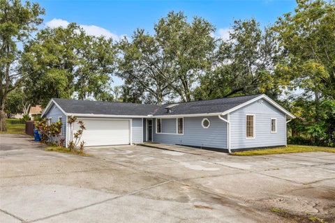 Tiny photo for 697 E Anderson Road, Groveland, FL 34736 (MLS # G5116959)