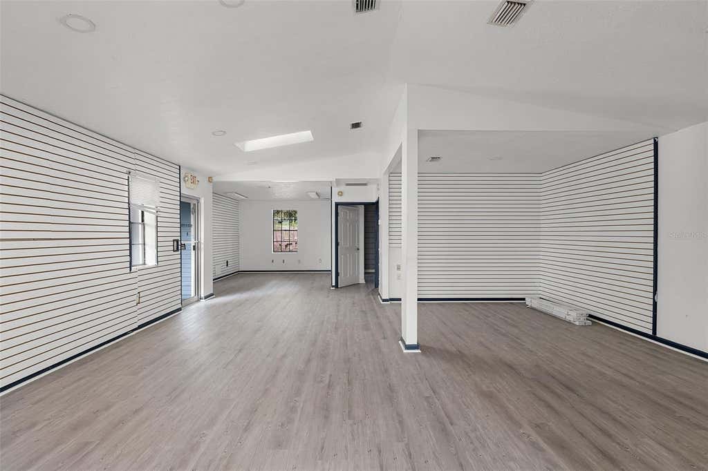 Photo of 697 E Anderson Road, Groveland, FL 34736 (MLS # G5116959)