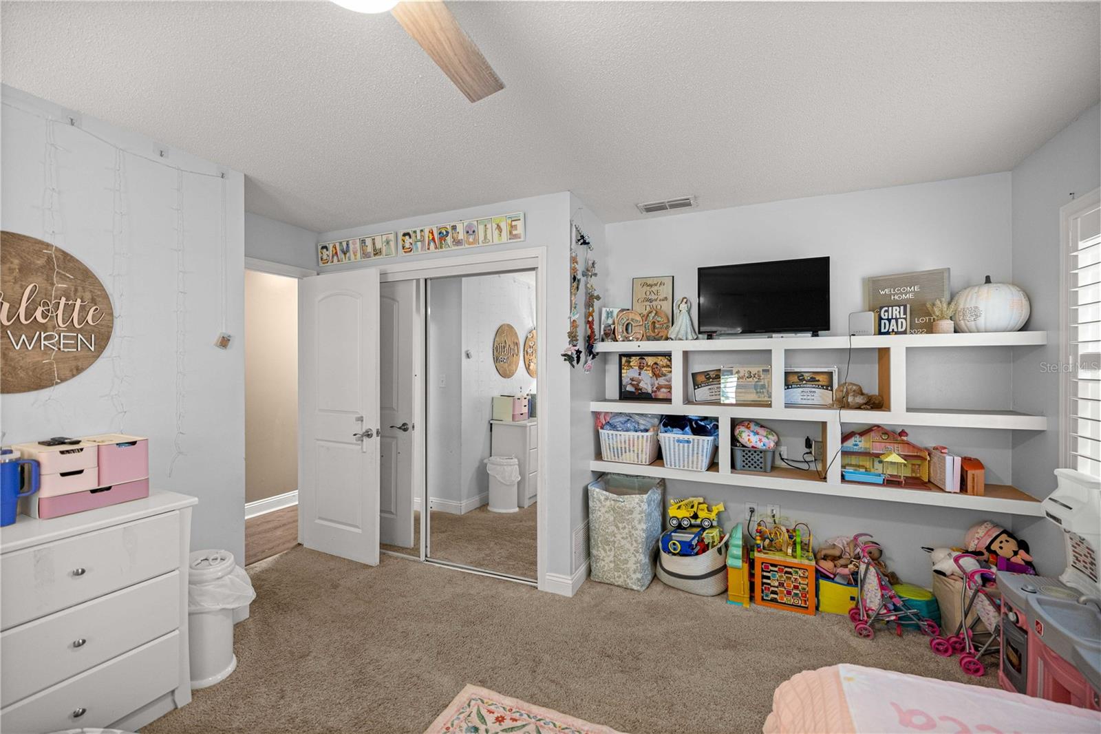 PINE RIDGE ESTATE - Residential