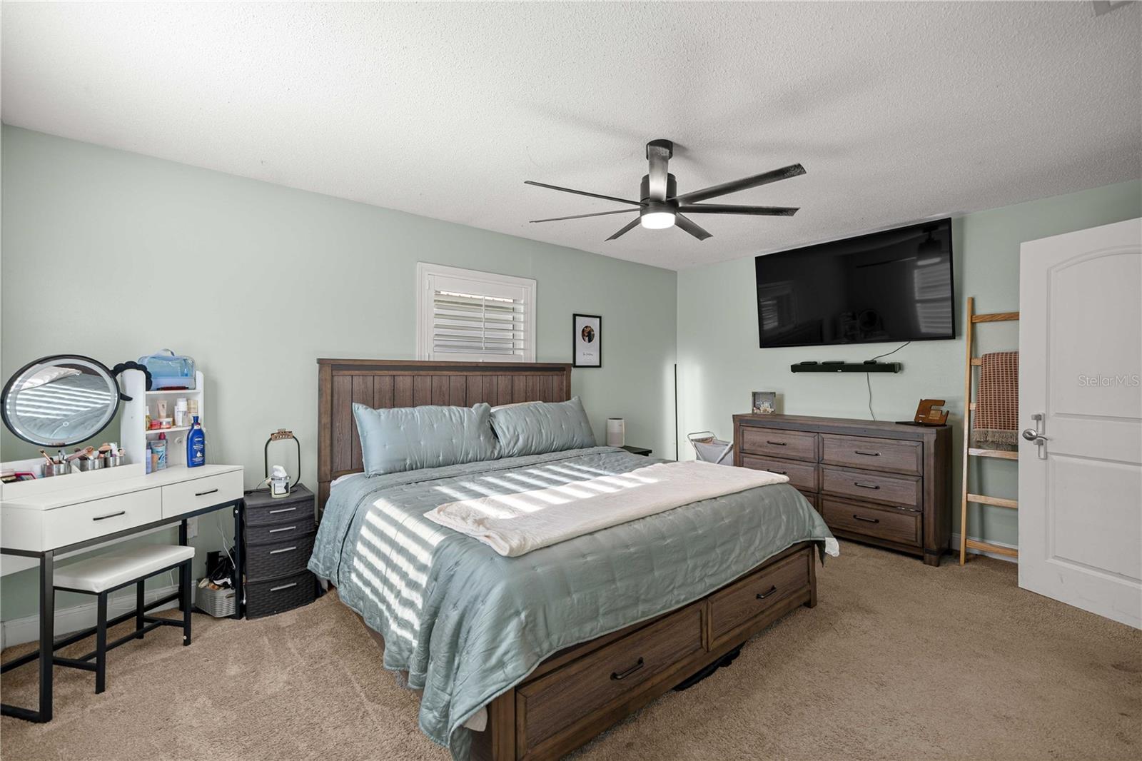 PINE RIDGE ESTATE - Residential