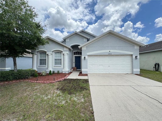 10868 STANDING STONE DR, WIMAUMA, FL 33598 - Image 30415ac4a31a4e1b9b2d7e86d9e9e660/1168586631