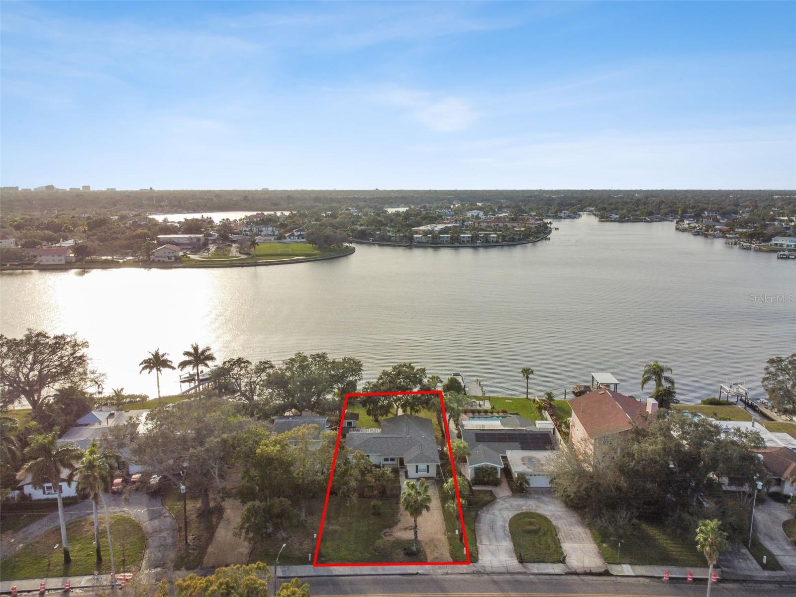 3618 SHORE ACRES BOULEVARD NE