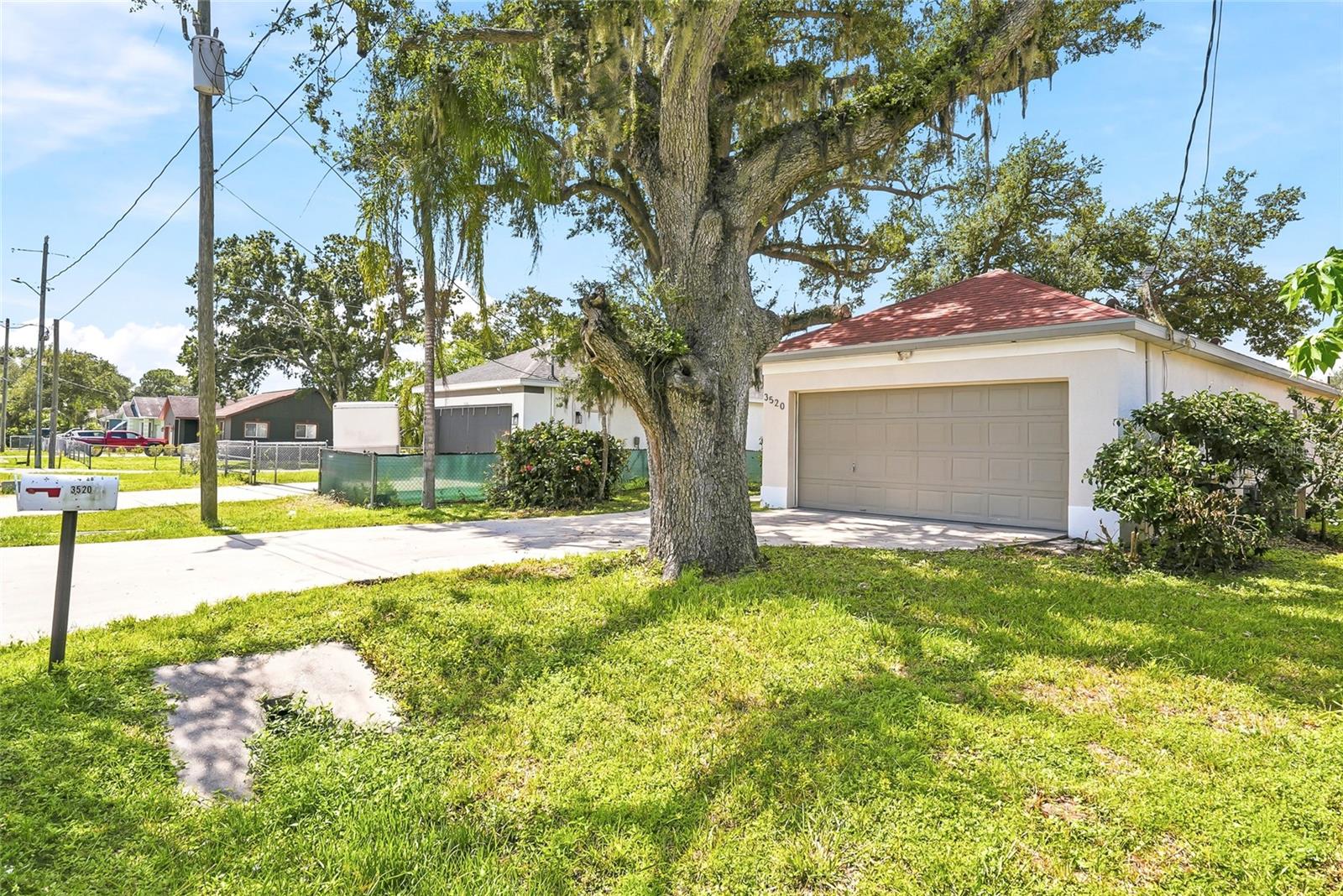 3520 17TH STREET COURT E