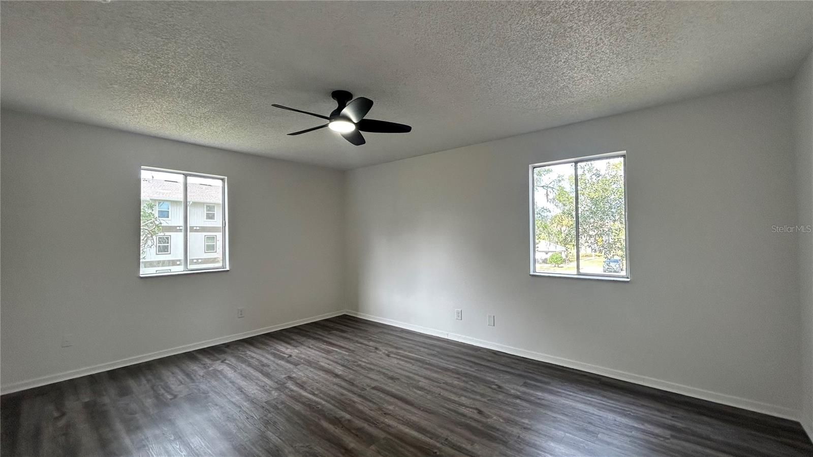 OAKS - Residential Lease