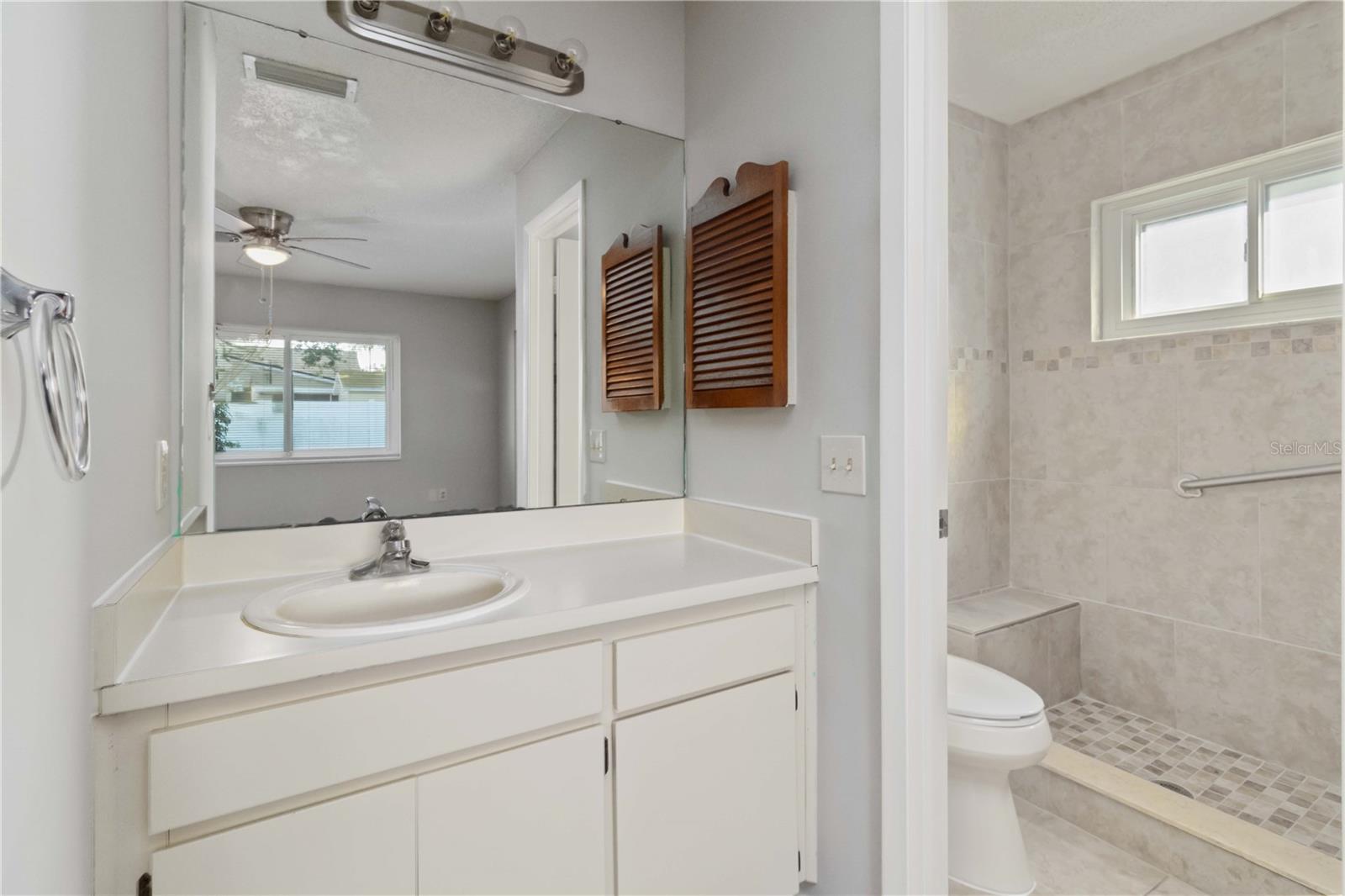 COUNTRY VILLAGE UNIT 2 - Residential