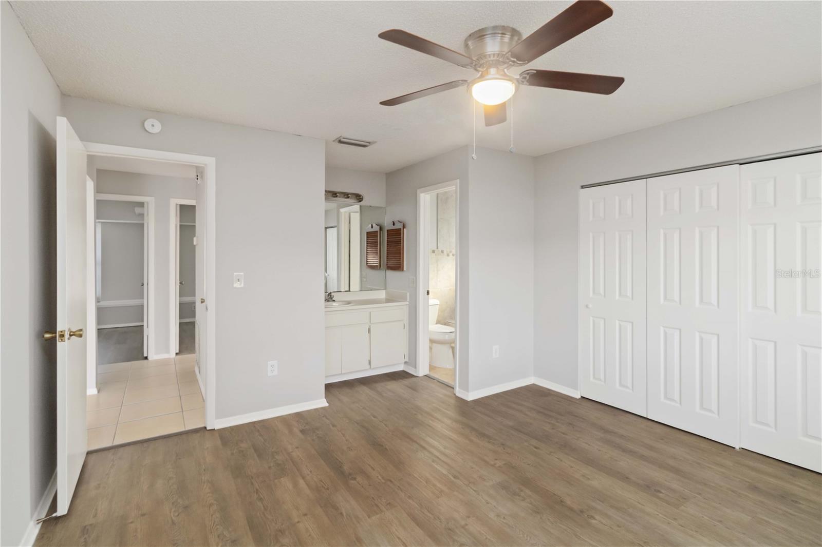 COUNTRY VILLAGE UNIT 2 - Residential