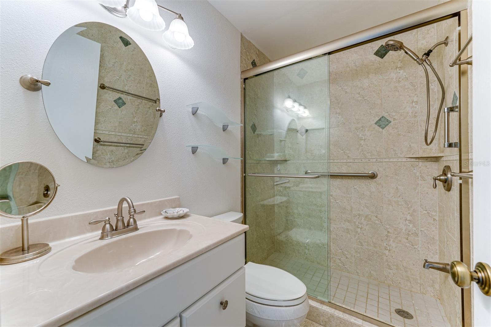 CASTEL DEL MARE - Residential Lease