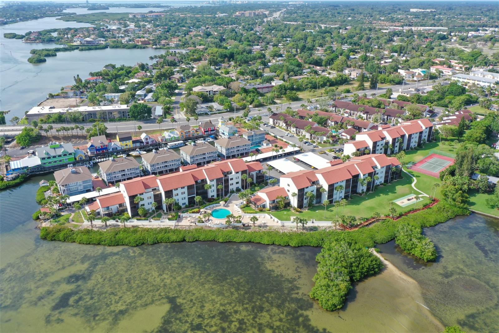 CASTEL DEL MARE - Residential Lease