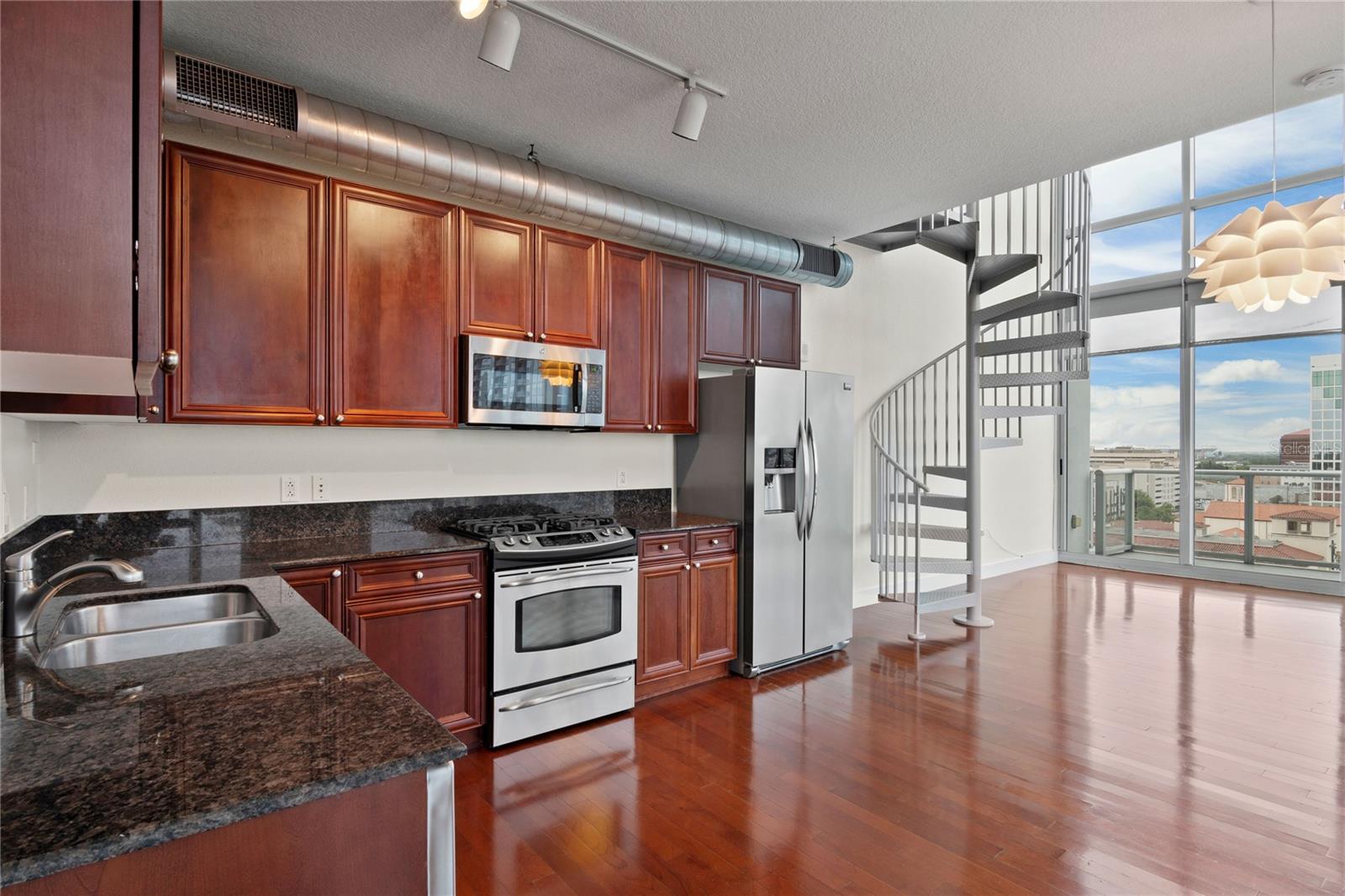 VUE/LK EOLA - Residential