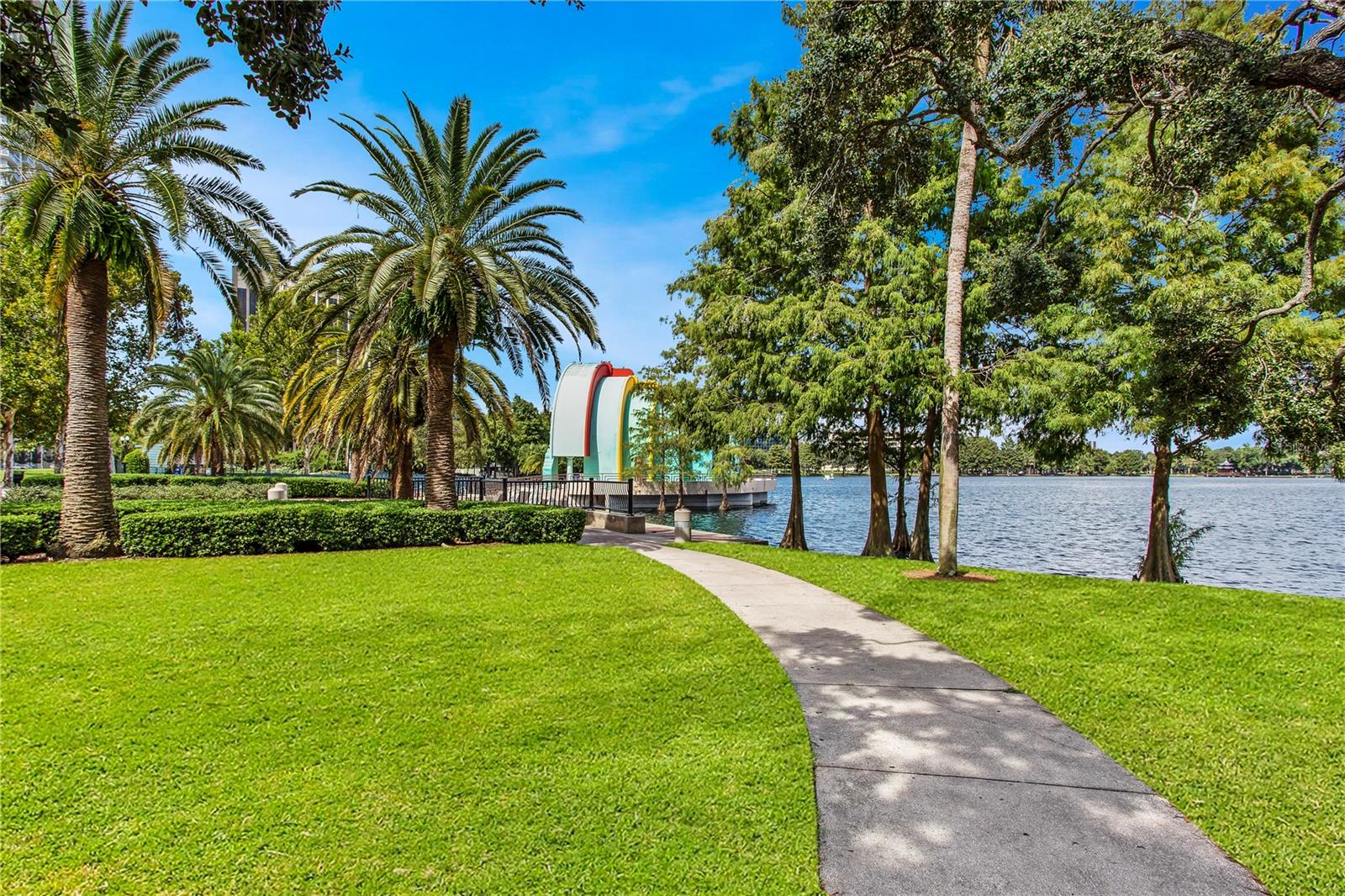 VUE/LK EOLA - Residential