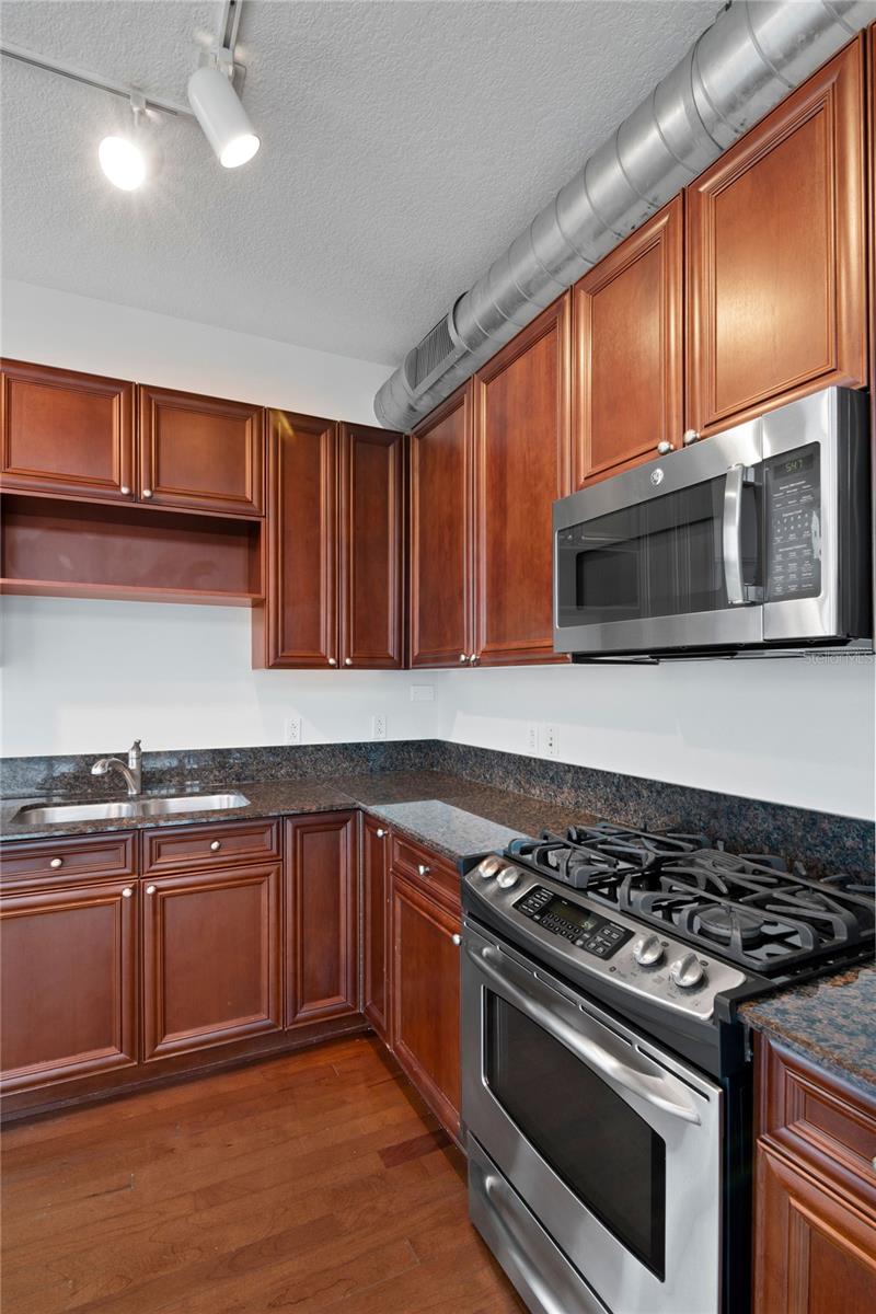 VUE/LK EOLA - Residential