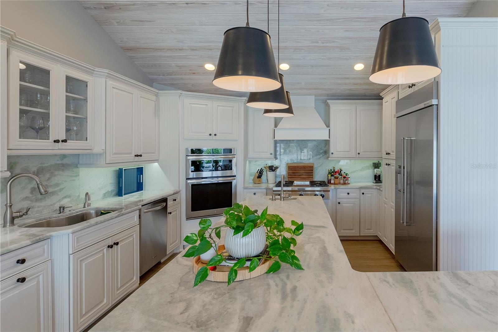 BEL-HARBOR - Residential