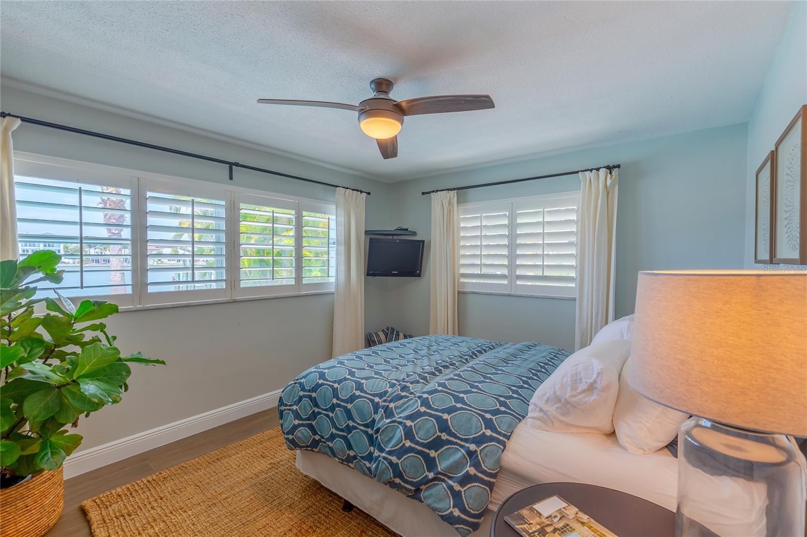 BEL-HARBOR - Residential