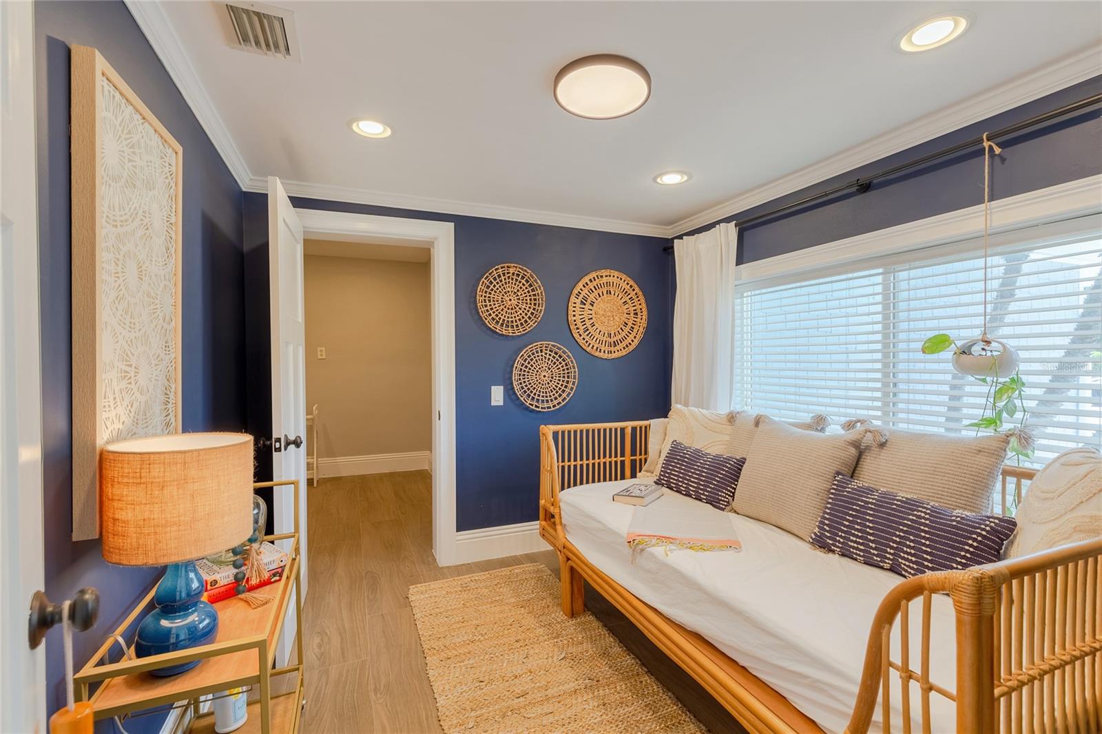 BEL-HARBOR - Residential