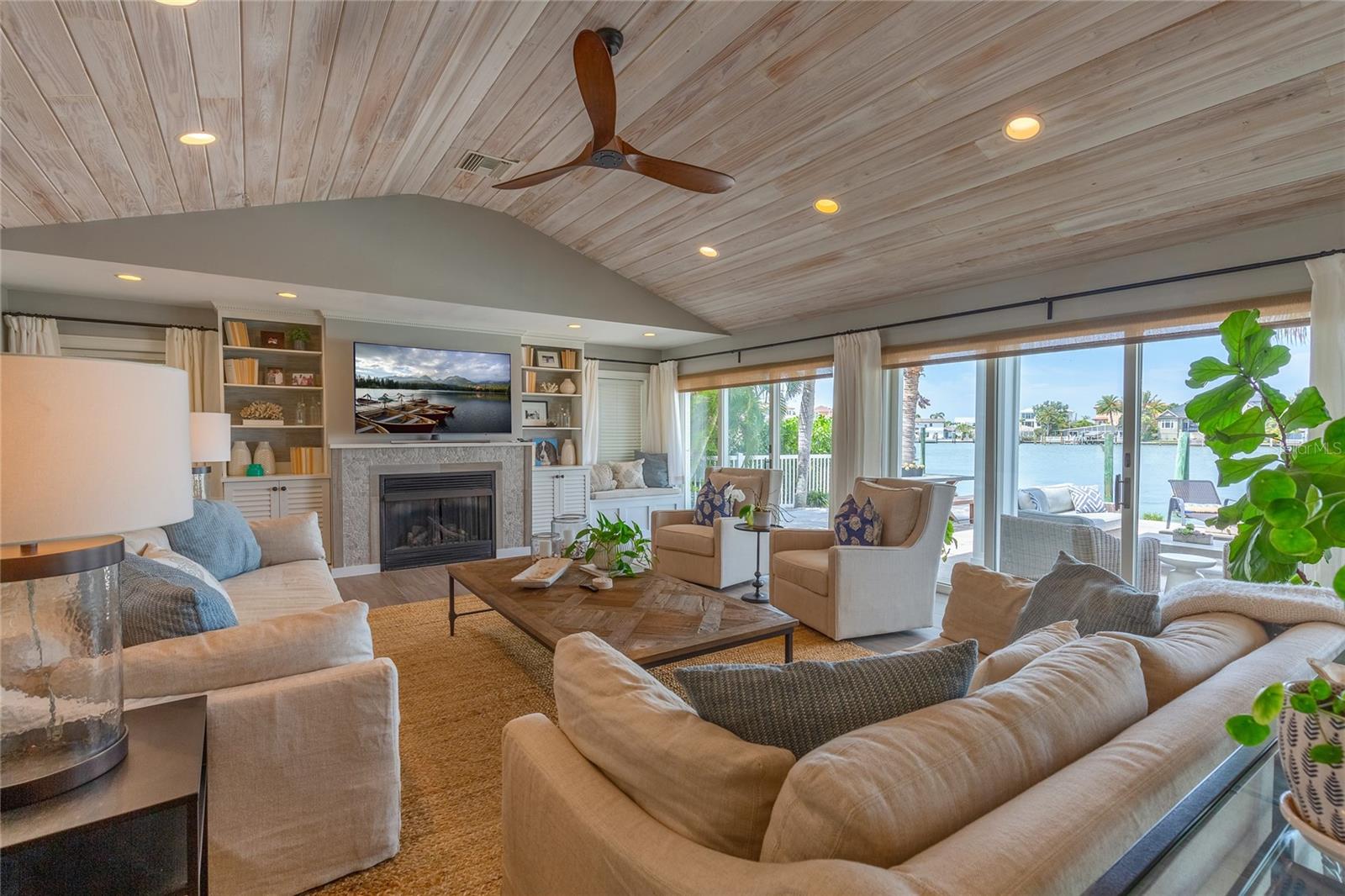 BEL-HARBOR - Residential