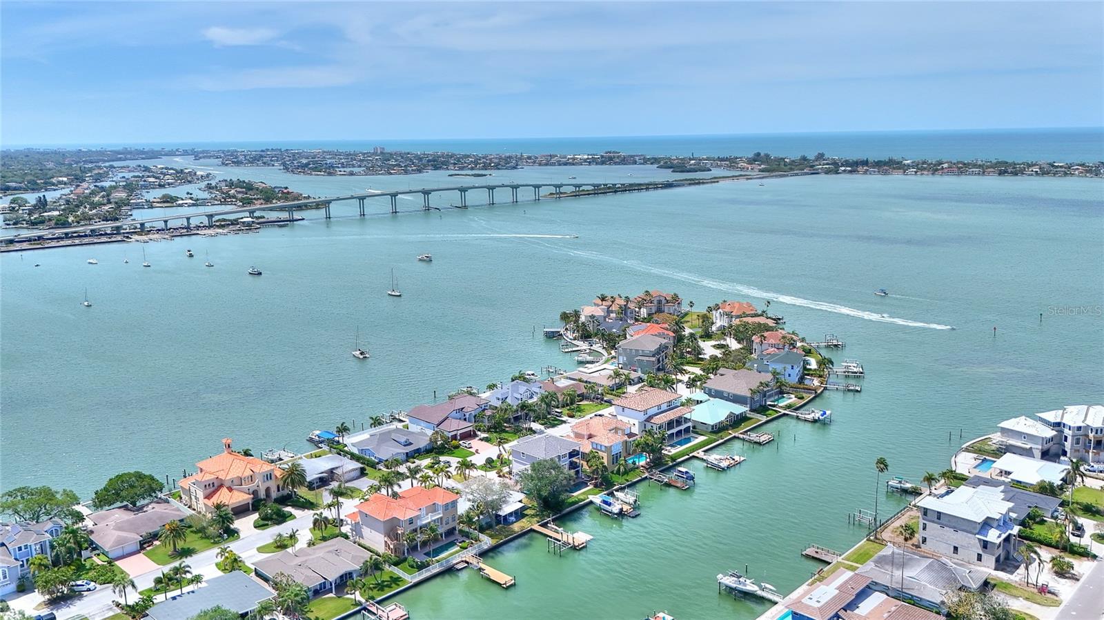 BEL-HARBOR - Residential