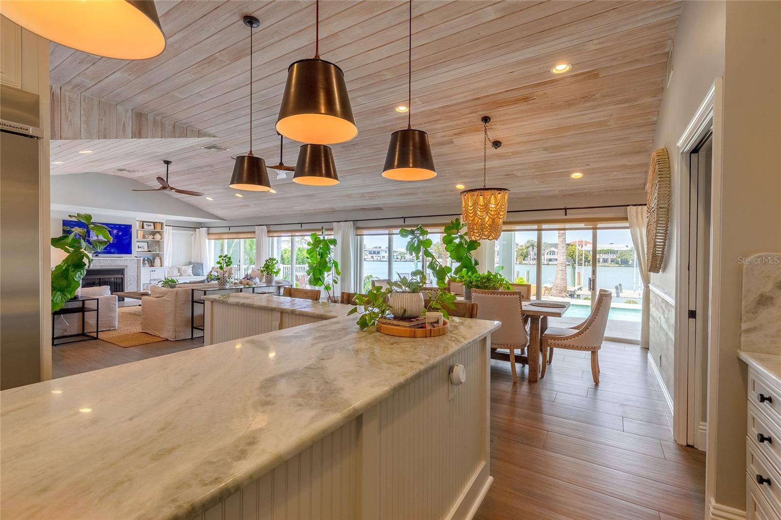 BEL-HARBOR - Residential