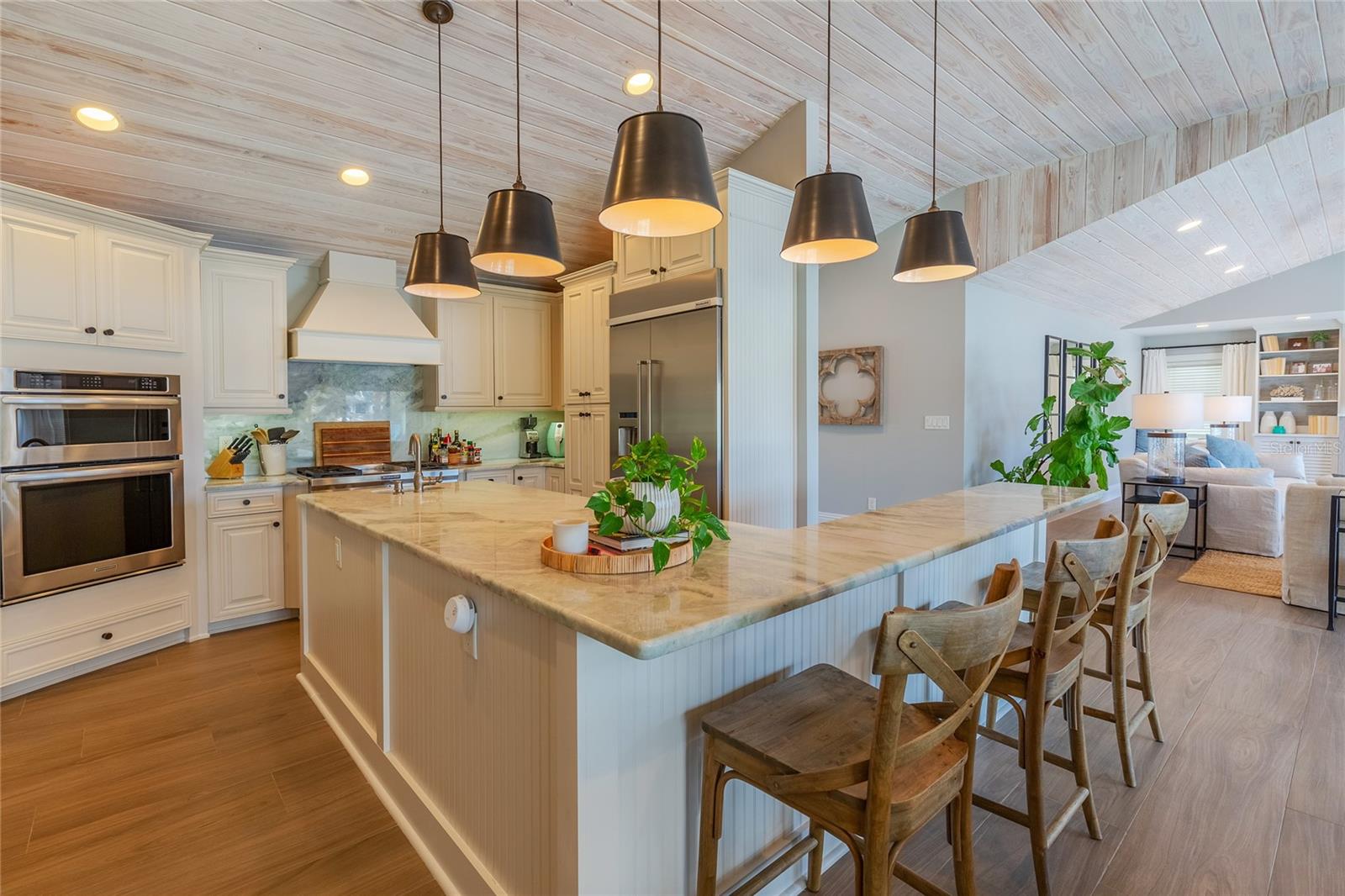 BEL-HARBOR - Residential