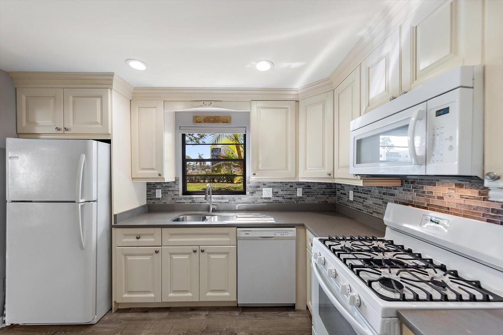 TERRACE PARK OF FIVE TOWNS - Residential