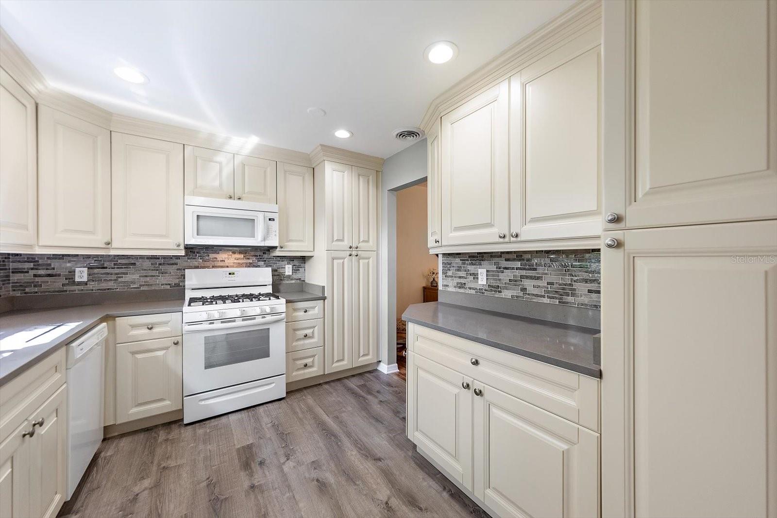 TERRACE PARK OF FIVE TOWNS - Residential