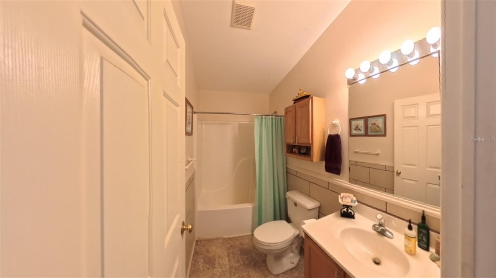 LITTLE ORANGE LAKE - Residential