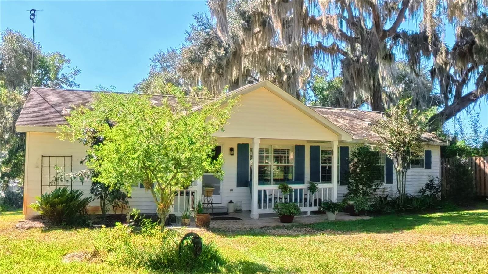 LITTLE ORANGE LAKE - Residential