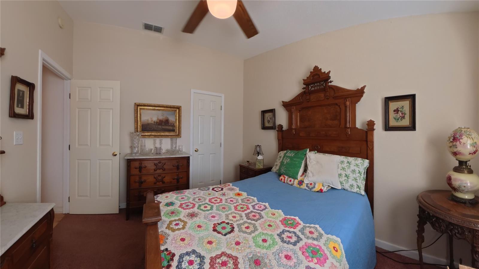 LITTLE ORANGE LAKE - Residential