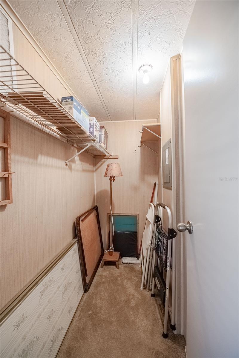 FOXWOOD LAKE ESTATES PH 01 - Residential