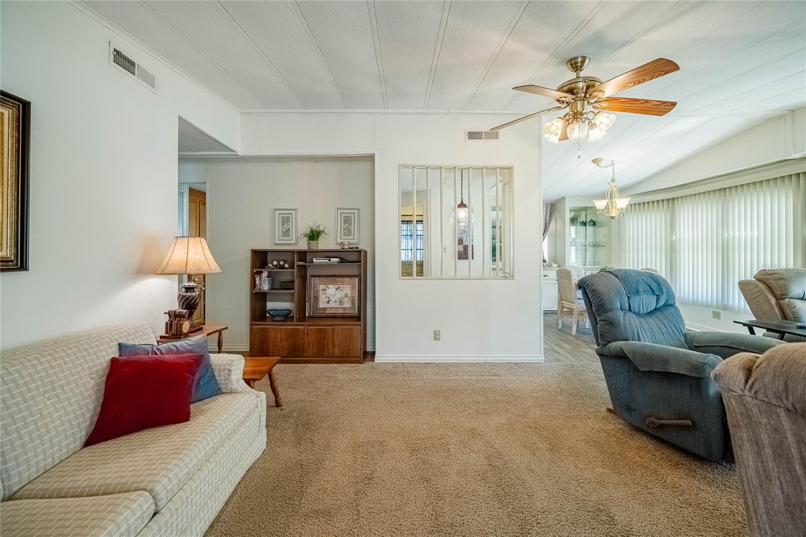 FOXWOOD LAKE ESTATES PH 01 - Residential