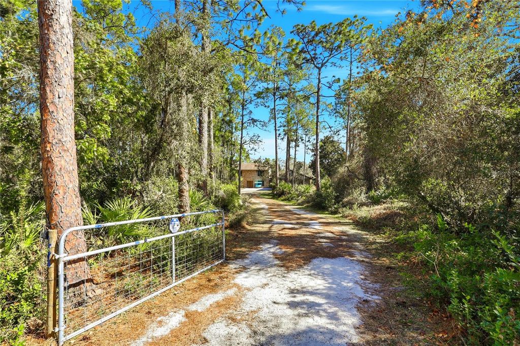 Photo of 1775 Sundance Drive, Saint Cloud, FL 34771 (MLS # S5143236)