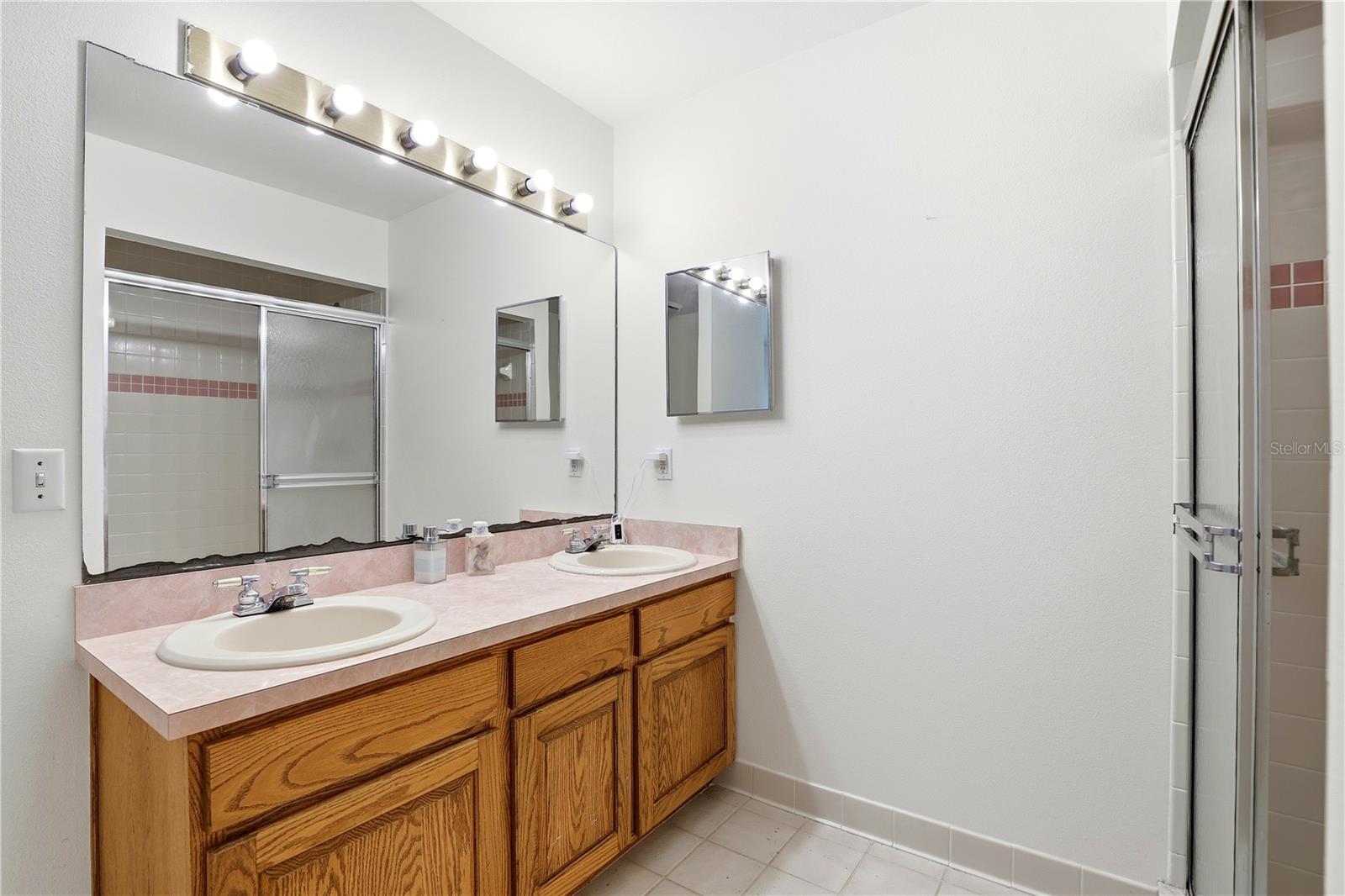 BAY LAKE RANCH UNIT 2 - Residential